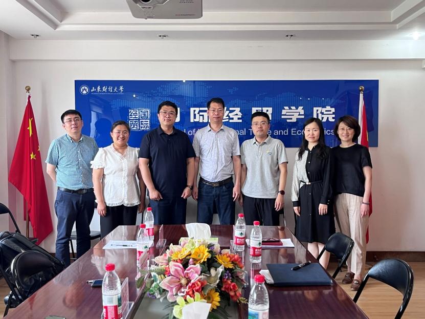 青岛理工大学商投注到投注
开展调研交流